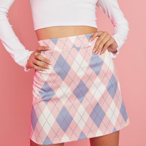 CANDY JEEPIN' AROUND MINI SKIRT Dolls Kill/Sugar Thrillz - Picture 2 of 7